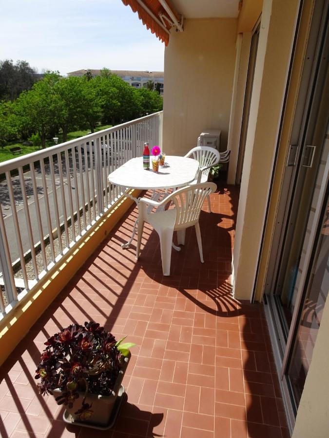 T3 150 M De La Plage, Climatisation, Piscine Et Parking Privatif -